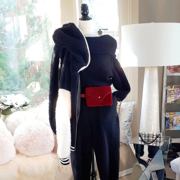 EUC Icone Simons black & white faux fur soft-feel Varsity-inspired sweatshirt, S - Picture 5 of 9